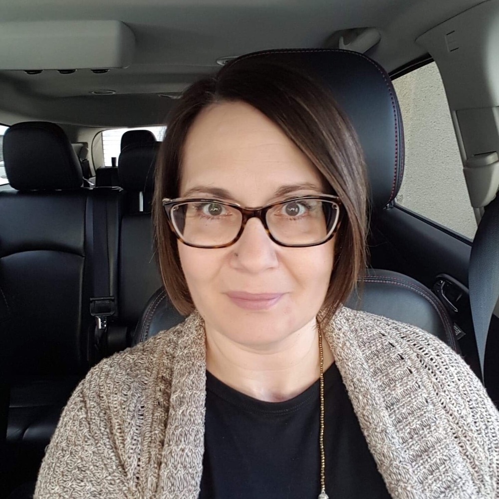 Meet your Posher, Lea